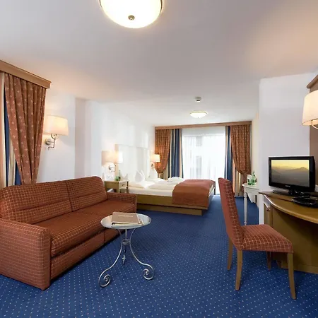 فندق Kitz Garni Boutique 3*