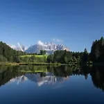 Kitz Garni Boutique Κίτσμπουελ